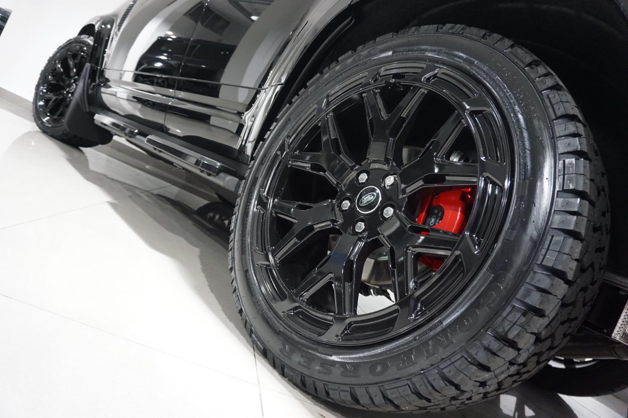 Land Rover Defender 110 3.0 D250 MHEV X-Dynamic HSE Auto 4WD Euro 6 (s/s) 5dr